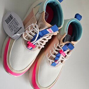 Hey Dude Sirocco Mid Color-Block Size US W 5 NWT